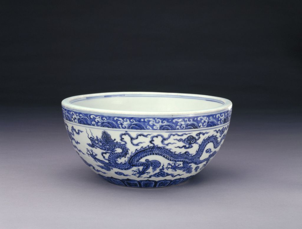 图片[1]-Blue and white sea water dragon bowl-China Archive